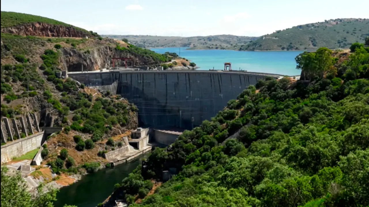 Central de bombeo de Valdecañas, en Cáceres (Extremadura) - PHOTO/IBERDROLA