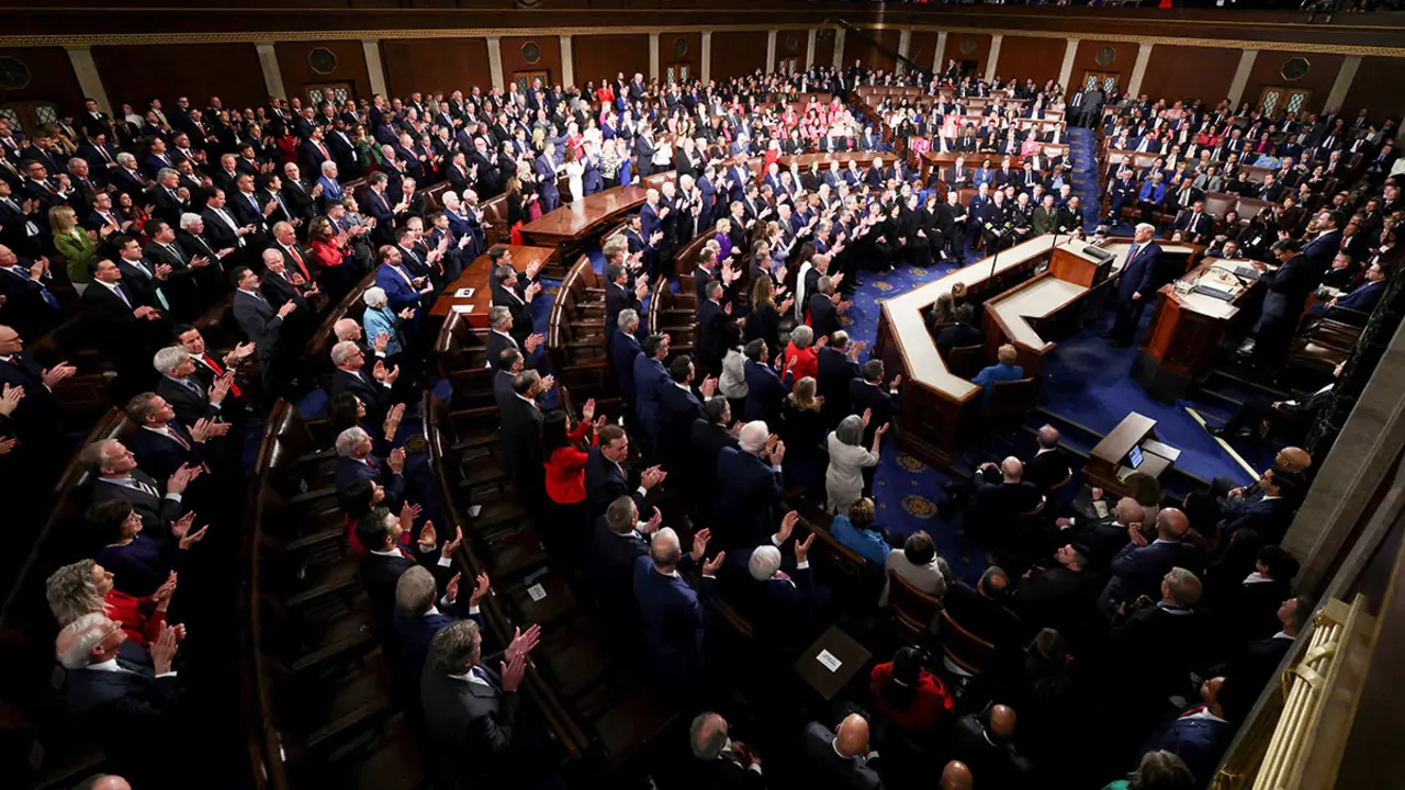 <p>Sesión conjunta del Congreso, en la Cámara de Representantes del Capitolio de Estados Unidos en Washington, DC, EE.UU - REUTERS/ EVELYN HOCKSTEIN</p>

