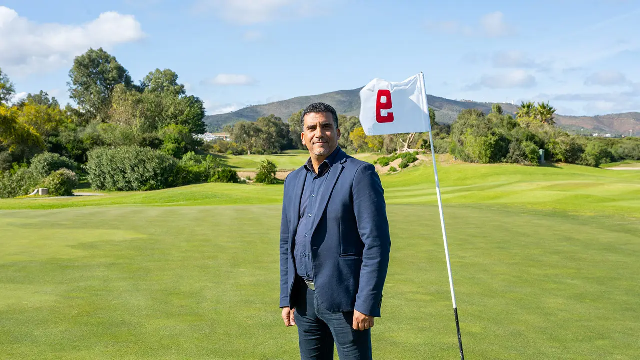 Hicham Khouatmi, responsable del Golf Cabo Negro - ATALAYAR/GUILLERMO LÓPEZ