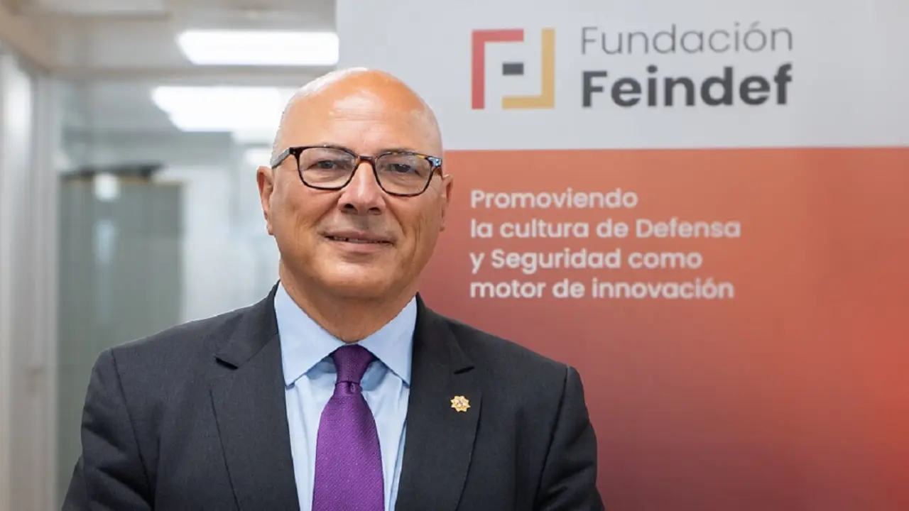 Ángel Olivares, presidente de la Fundación FEINDEF y ex secretario de Estado de Defensa (2018-2020), ultima los preparativos del Salón que abrirá sus puertas el próximo 12 de mayo -&nbsp;PHOTO/Fundación FEINDEF
