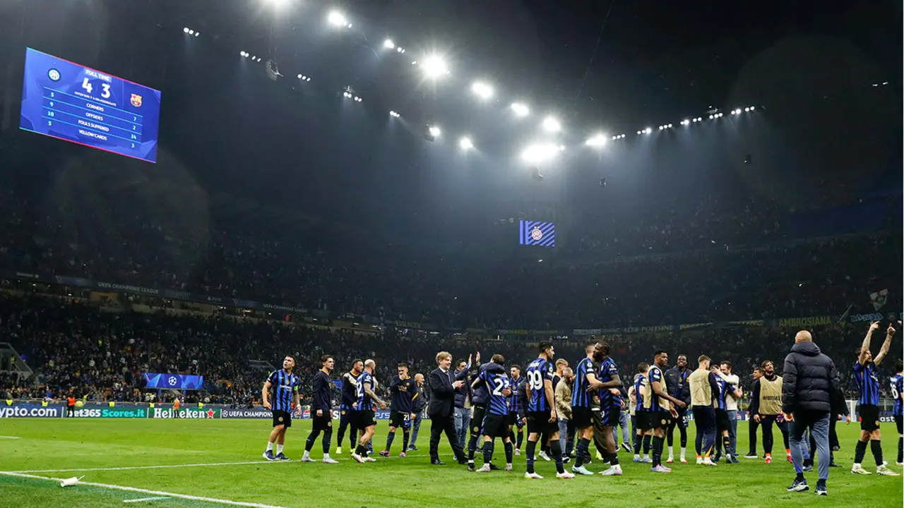 <p>Los jugadores del Inter de Milán celebran después del partido - REUTERS/ALESSANDRO GAROFALO&nbsp;</p>
