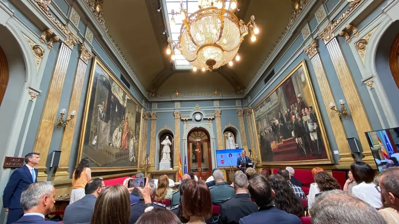 El Salón de Pasos Perdidos del Senado acogió la entrega de los Premios Catalejo 2025 - PHOTO/ATALAYAR