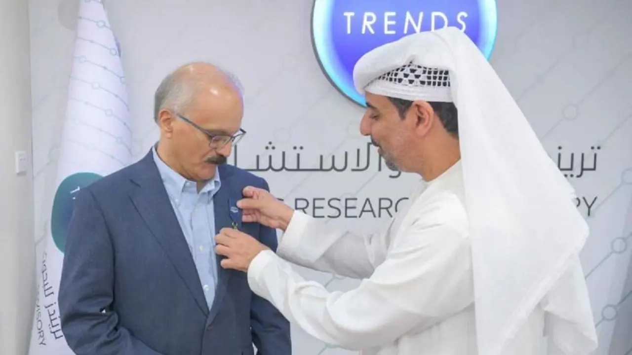 El difunto Dr. Haitham El-Zobaidi, director ejecutivo de la editorial Al Arab Publishing House y firme defensor de la libertad y la autenticidad de la identidad árabe - The Arab Weekly