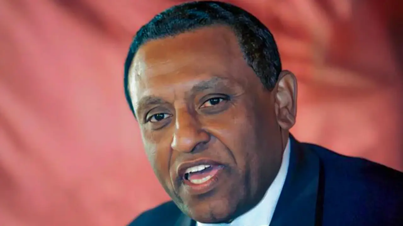 Kamel Tayeb Idris, primer ministro de Sudán - PHOTO/REDES SOCIALES