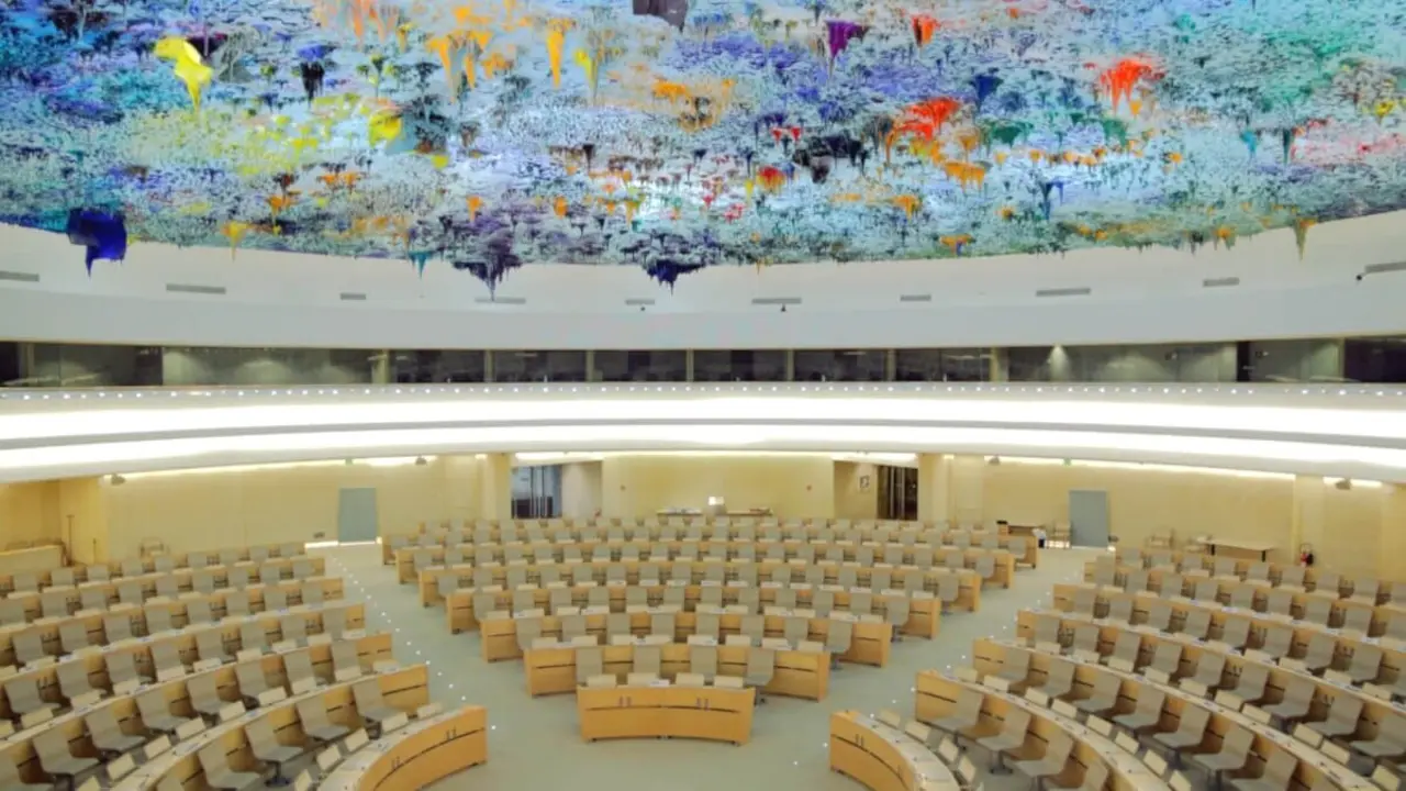 Imagen del interior del “Palais des Nations” (Palacio de las Naciones Unidas) está ubicado en medio del Ariana Park a orillas del lago de Ginebra - <a href="https://depositphotos.com/es/?/ ">DEPOSITPHOTOS</a>