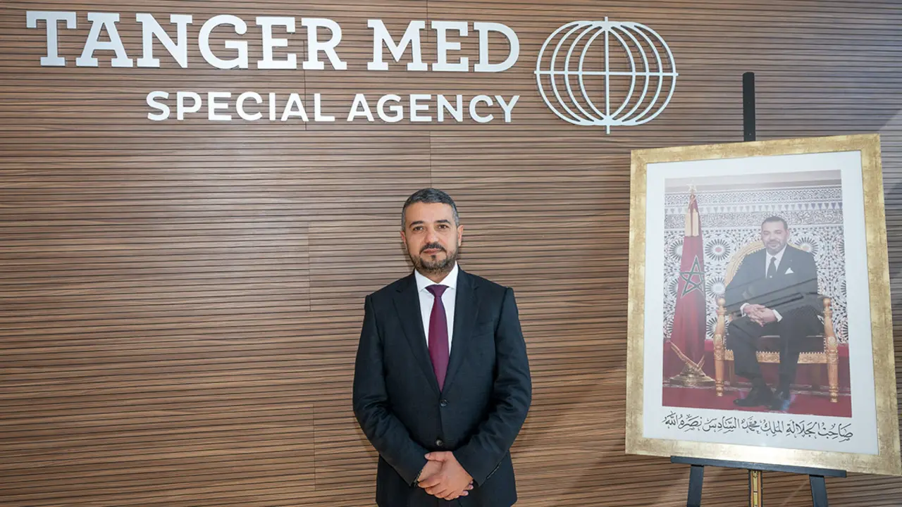 <p>Ahmed Bennis, director general de Tánger Med-Special Agency - ATALAYAR/GUILLERMO LÓPEZ&nbsp;</p>
