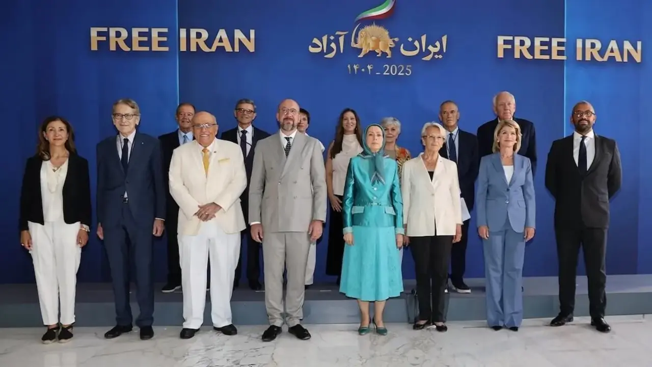 <p>Maryam Radjavi, presidenta electa del Consejo Nacional de Resistencia Iraní (CNRI), en una conferencia en Roma</p>

