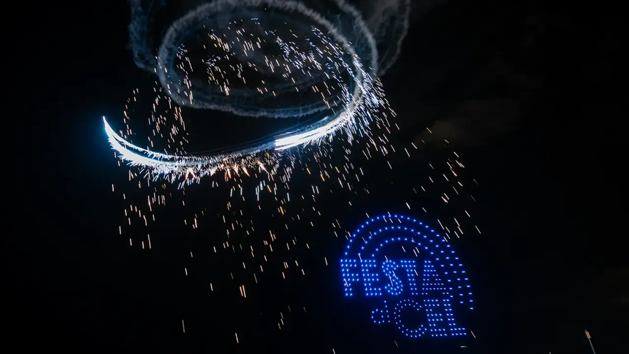 Fest al Cel 2025 organizado por el Ayuntamiento de Salou - PHOTO/ATALAYAR