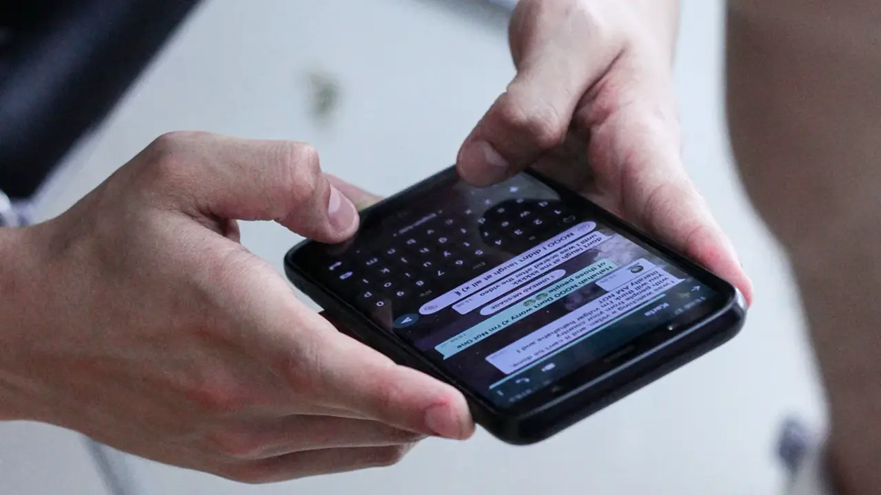 Tel&eacute;fono m&oacute;vil