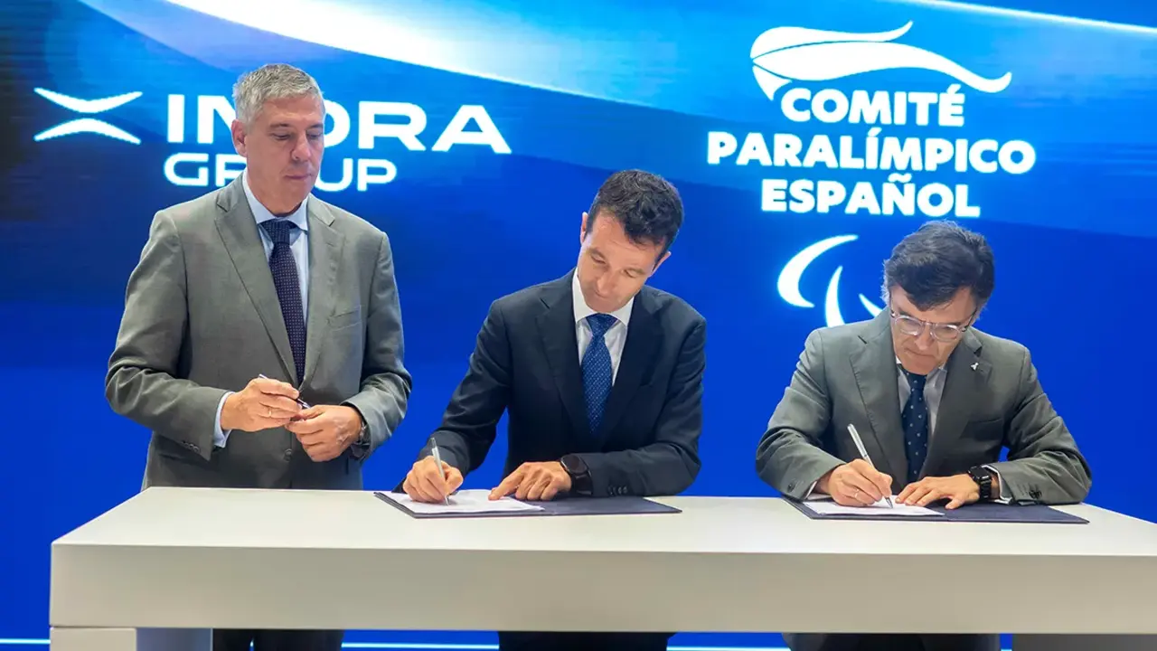 Firma de acuerdo entre Indra Group y el Comit&eacute; Paral&iacute;mpico