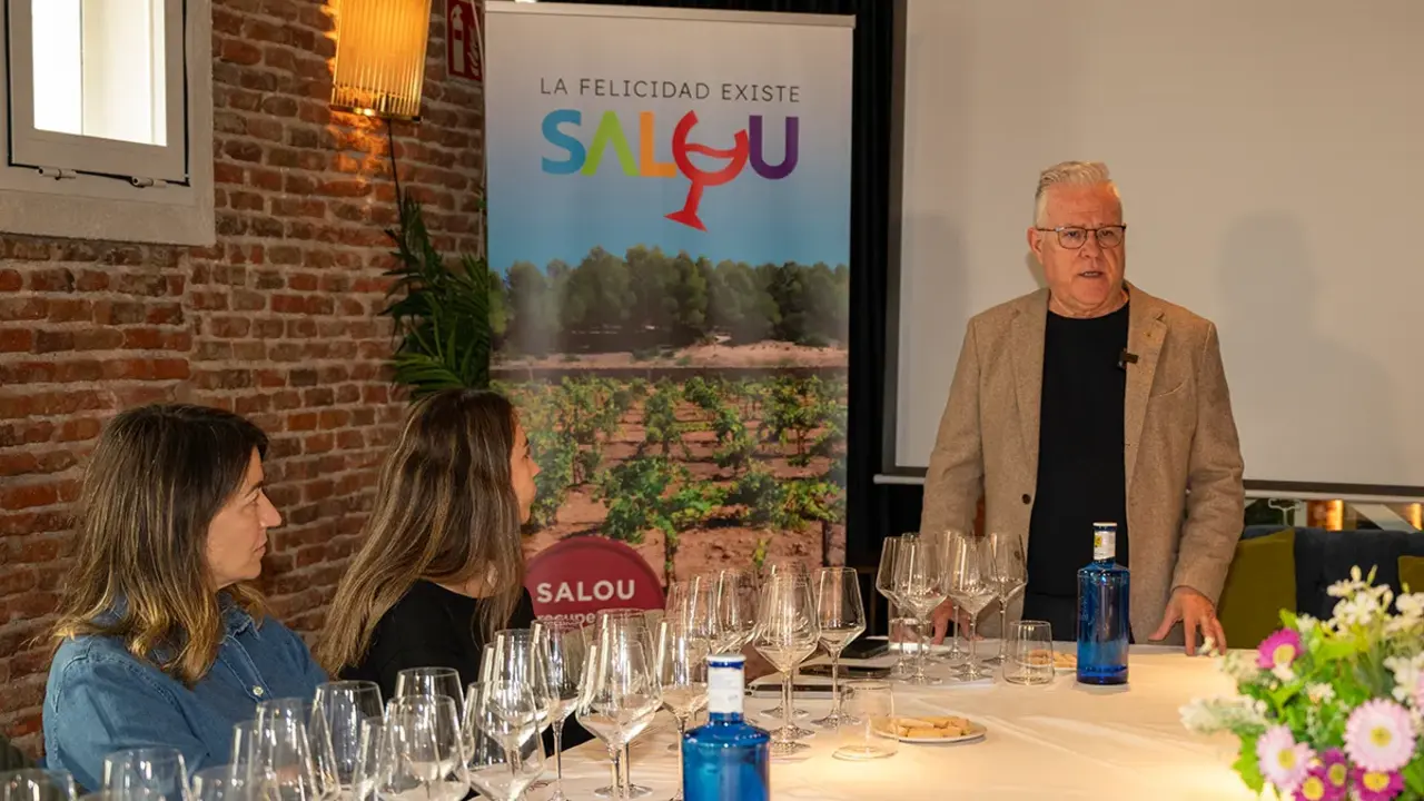 Cata de vinos organizada por el Ayuntamiento de Salou - PHOTO/Gema L&oacute;pez