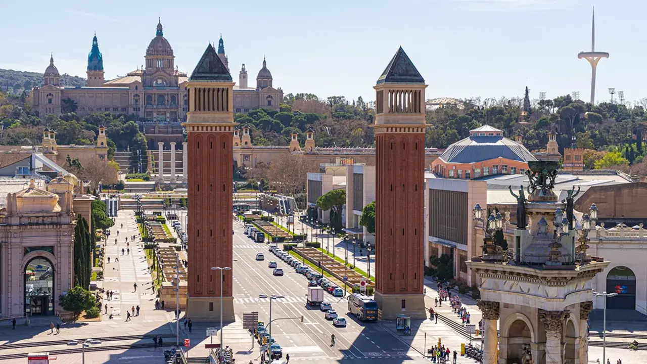 Barcelona - PHOTO/PIXABAY