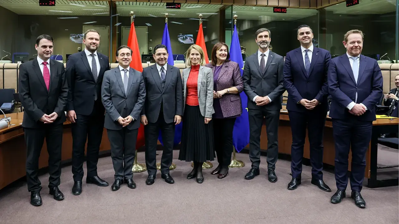 Foto de familia de la reuni&oacute;n de&nbsp;la 15&ordf; sesi&oacute;n del Consejo de Asociaci&oacute;n celebrada en Bruselas, como celebraci&oacute;n del 30 aniversario del Acuerdo de Asociaci&oacute;n entre Rabat y Europa, celebrada el 29 de enero de 2026 - PHOTO/UNI&Oacute;N EUROPEA