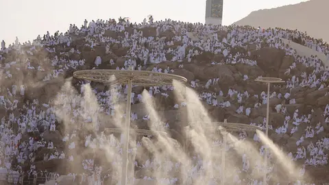 20230627044729reup--2023-06-27t044538z_1999781860_rc2fr1anh9vv_rtrmadp_3_saudi-haj-arafat-prayer.h