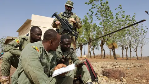Las tropas españolas, como parte del programa “Misión de Entrenamiento de la Unión Europea en Mali” (EUTM Mali), han estado implicadas en el entrenamiento de brigadas malienses durante más de una década - PHOTO/X/@eutmmali1