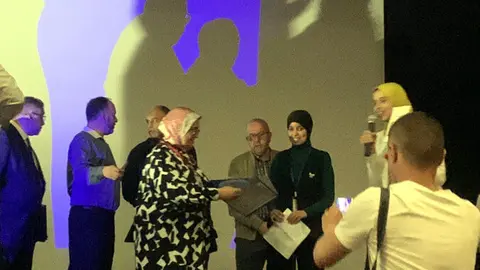 Exposición Regiones Marruecos Culturas: una escuela pública abierta a la sociedad