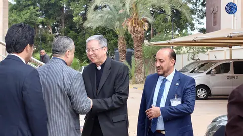 Recibimiento al embajador del Estado del Vaticano en Libia, Savio Hon Tay Fay, en la sede ministerial en Bengasi - PHOTO/ MINISTERIO DE RELACIONES EXTERIORES Y COOPERACIÓN INTERNACIONAL DE LIBIA