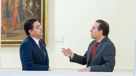 Nasser Bourita, ministro de Asuntos Exteriores de Marruecos, y José Manuel Albares, ministro de Asuntos Exteriores de España - PHOTO/MINISTERIO DE ASUNTOS EXTERIORES DE ESPAÑA