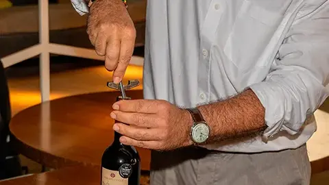 Cata de vinos organizada por el Ayuntamiento de Salou - PHOTO/Gema López