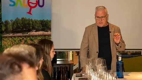 Cata de vinos organizada por el Ayuntamiento de Salou - PHOTO/Gema López