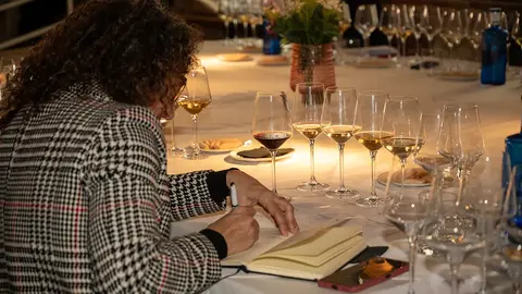 Cata de vinos organizada por el Ayuntamiento de Salou - PHOTO/Gema López