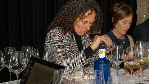 Cata de vinos organizada por el Ayuntamiento de Salou - PHOTO/Gema López