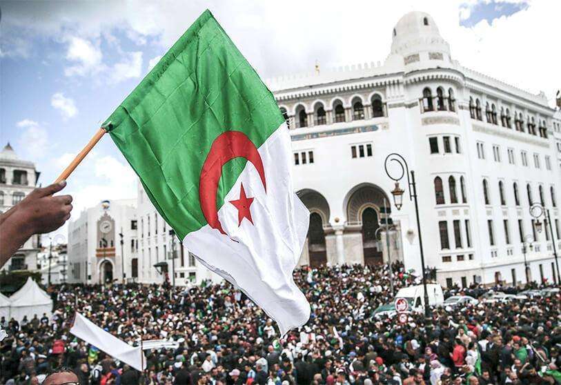 Pin's de l'amitié drapeaux Sénégal-Cap-Vert Flags