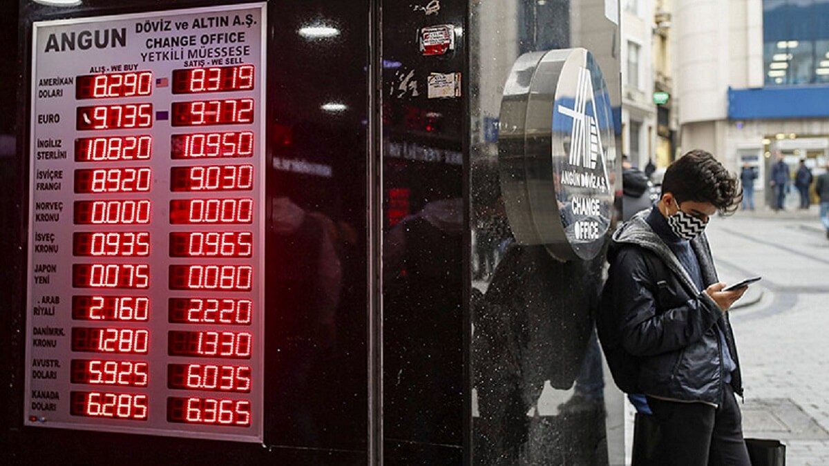 atalayar-turquia-oficina-cambio-moneda-estambul-economia