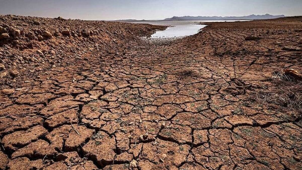 PHOTO/AFP - Presa de Al-Massira en el pueblo de Ouled Essi Masseoud, su embalse abastece de agua potable a varias ciudades, incluidos los tres millones de personas que viven en Casablanca