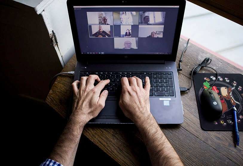 AFP/LOIC VENANCE – Trabajador digital