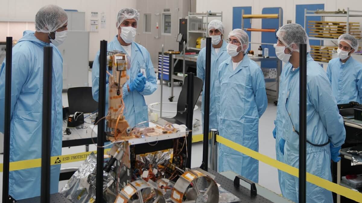 PHOTO/ MBRSC - Rashid 2 debe pesar un máximo de 10 kilos y tener unas dimensiones no superiores a los 300 x 150 x 150 milímetros. La fotografía muestra el vehículo Rashid original, destruido junto a Hakuto-R en abril pasado