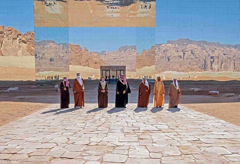 PHOTO/ Bandar Algaloud/Cortesía de la Corte Real de Arabia Saudita - Fotografia de familia durante la 41ª Cumbre del Consejo de Cooperación del Golfo (CCG) en Al-Ula, Arabia Saudita