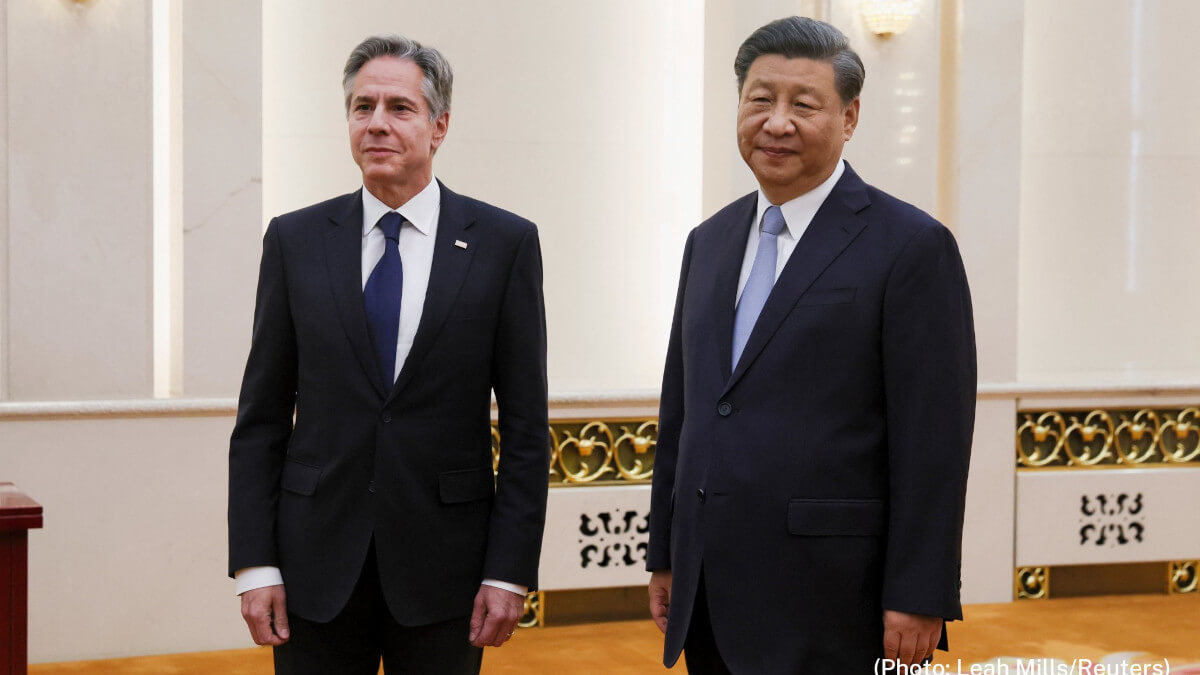 PHOTO/TWITTER/SECRETARY ANTONY BLINKEN – El secretario de Estado de Estados Unidos, Antony Blinken, con el presidente de China, Xi Jinping, en una reunión en Pekín