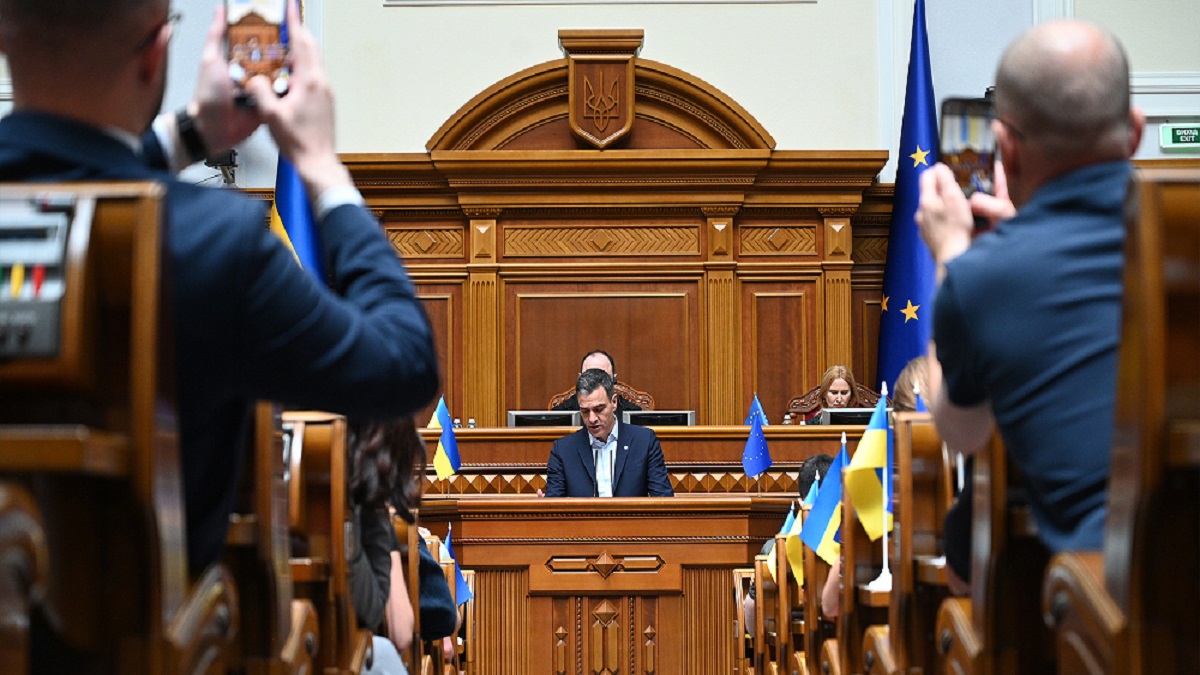 Pool Moncloa/Borja Puig de la Bellacasa - Intervención de Pedro Sánchez en el Parlamento de Ucrania