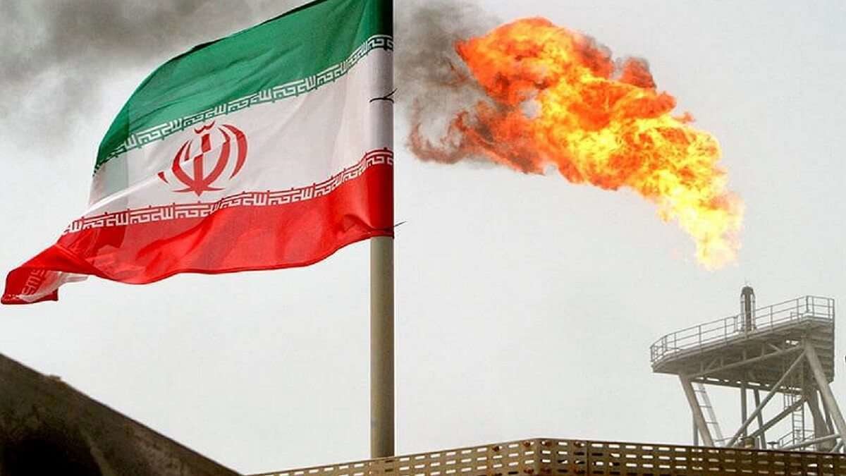 PHOTO/FILE - Bandera de Irán
