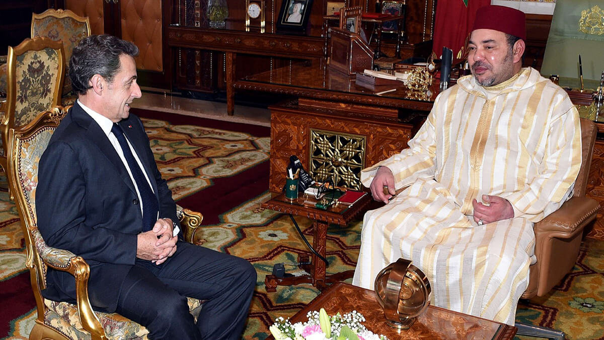 AFP/FADEL SENNA - El ex presidente francés y jefe del Partido Republicano, Nicolas Sarkozy, se reúne con el rey marroquí Mohammed VI en el Palacio Real de la capital, Rabat, el 22 de junio de 2015