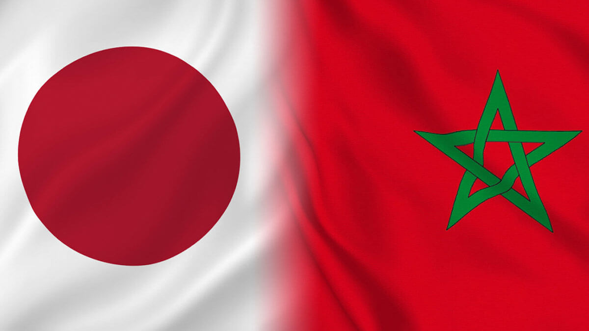 PHOTO/FILE - Banderas de Japón y Marruecos