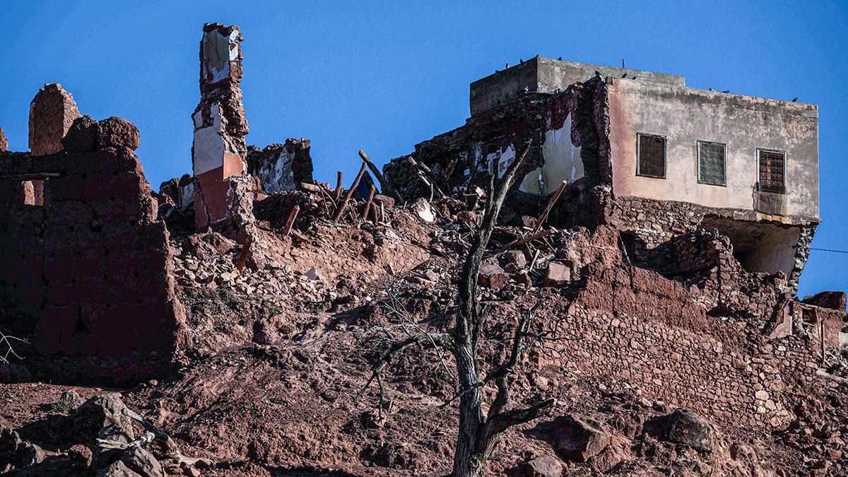 AFP/PHILLIPPE LÓPEZ - Edificios dañados tras el mortal terremoto de magnitud 6,8 del 8 de septiembre en la aldea montañosa de Moulay Brahim en la provincia de al-Haouz, en el centro de Marruecos