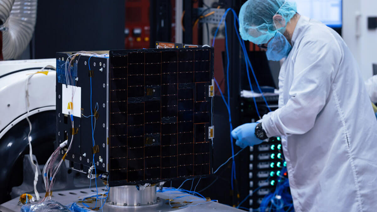 PHOTO/Millenium Space Systems - La Oficina está implicada en el desarrollo de satélites espía de pequeñas dimensiones, para desplegar en la próxima década en órbitas bajas y mantener una mejor y mayor cobertura de la Tierra