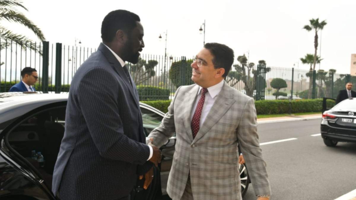 PHOTO/REDES - Mamadou Tangara, ministro de Asuntos Exteriores de Gambia, y Nasser Bourita, ministro de Asuntos Exteriores de Marruecos