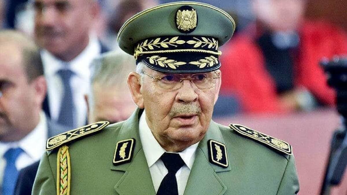 AFP/RYAD KRAMDI - El exjefe del Ejército argelino, Ahmed Gaïd Salah