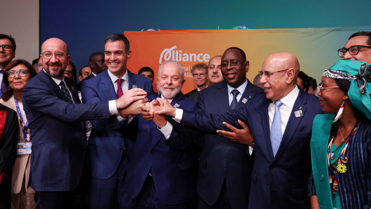 El presidente de Mauritania Mohamed Ould Ghazouani con varios líderes mundiales en la Conferencia de las Naciones Unidas sobre el Cambio Climático COP28 el 1 de diciembre de 2023 en Dubai - Union Europeenne / Hans Lucas / Hans Lucas vía AFP