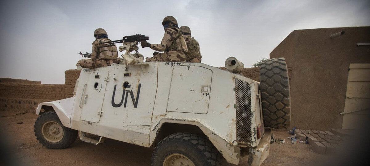 ARCHIVO/ONU/Sylvain Liechet Cascos azules de Chad patrullan las calles de Kidal en Mali.