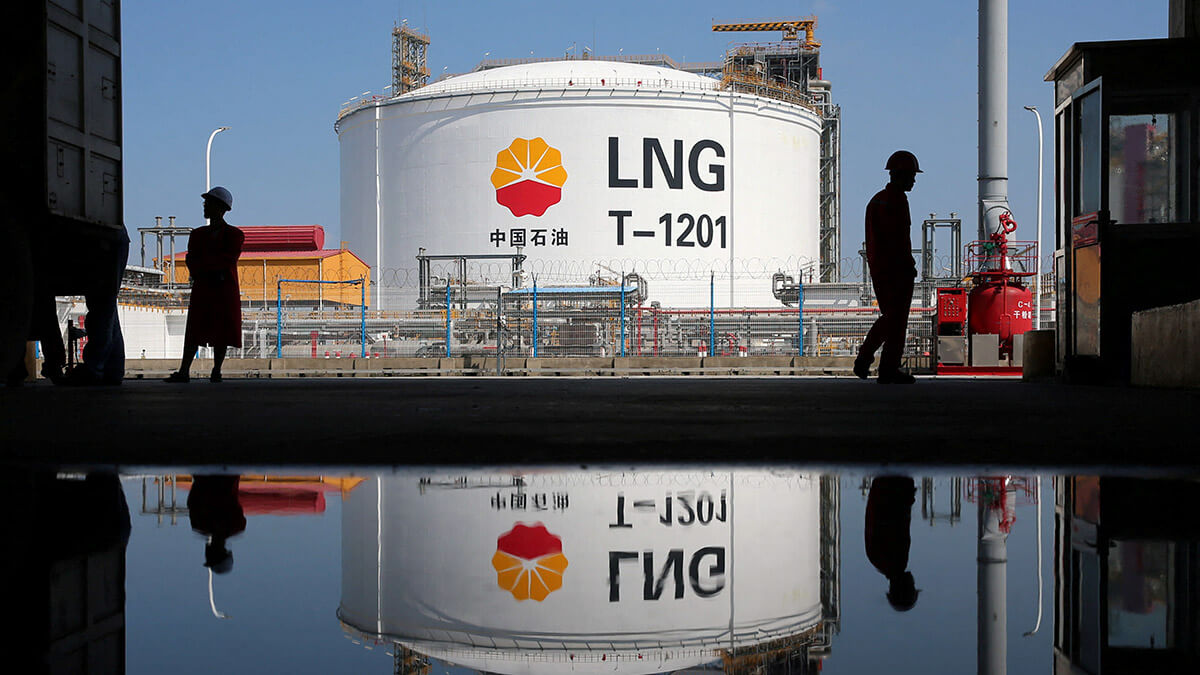 Un tanque de almacenamiento de gas natural licuado (GNL) en la terminal receptora de PetroChina en el puerto de Rudong en Nantong, provincia de Jiangsu, China - PHOTO/REUTERS