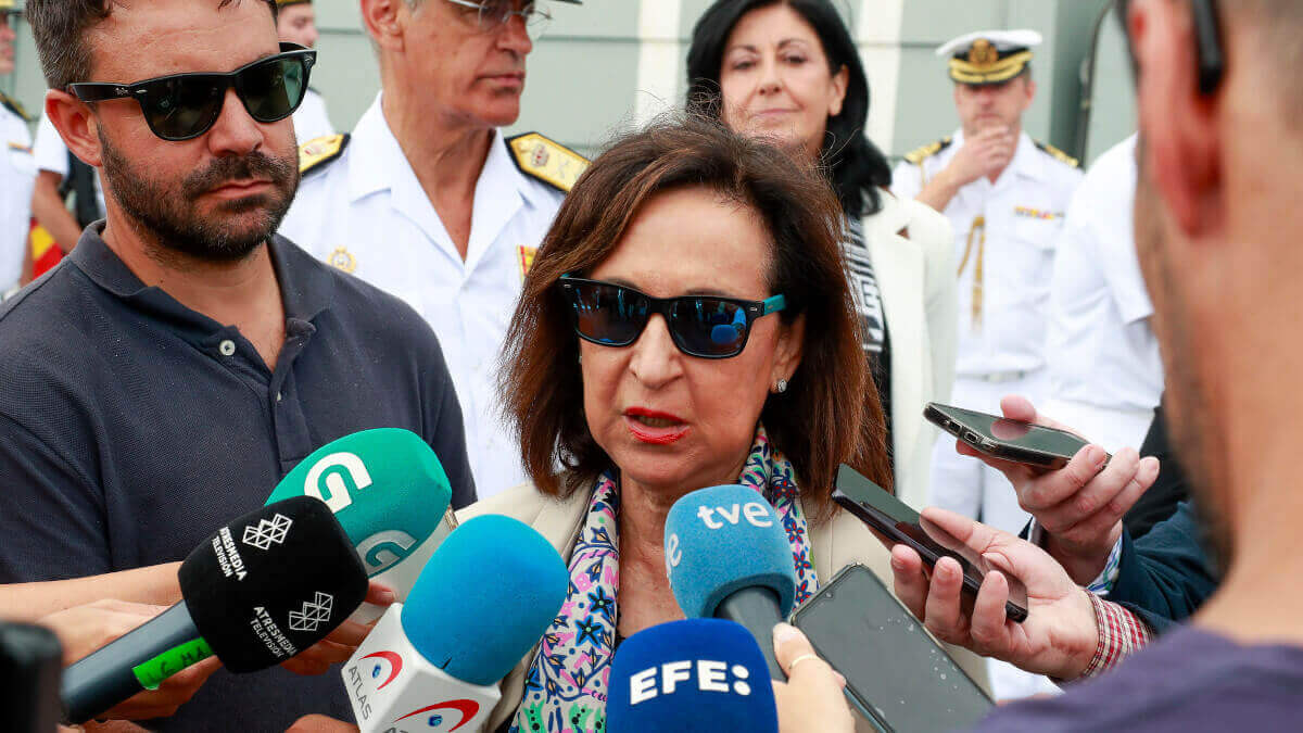 PHOTO/MDE-Rubén Somonte - Los máximos jefes militares españoles tienen la capacidad de ser convertidos en seres incorpóreos y traslucidos, en los que sólo a veces se intuye su presencia