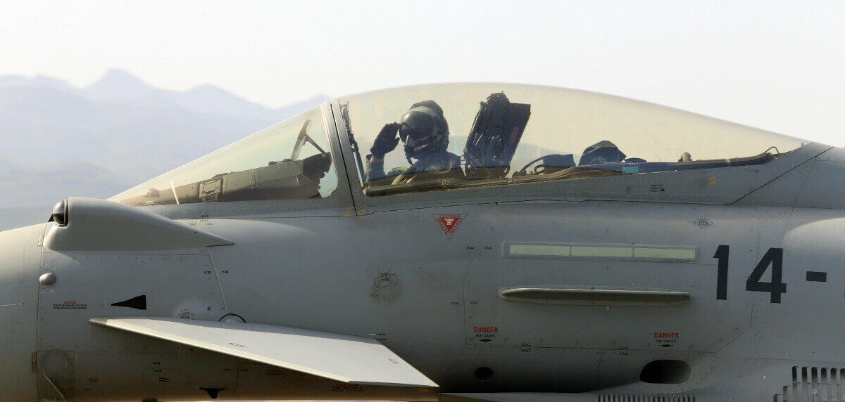 PHOTO/MDE-Iñaki Gómez - También es invisible el Jefe del Estado Mayor del Aire y del Espacio, general Javier Salto, a pesar de sus muy elevadas dotes de comunicación y del rugido de los motores de sus aviones
