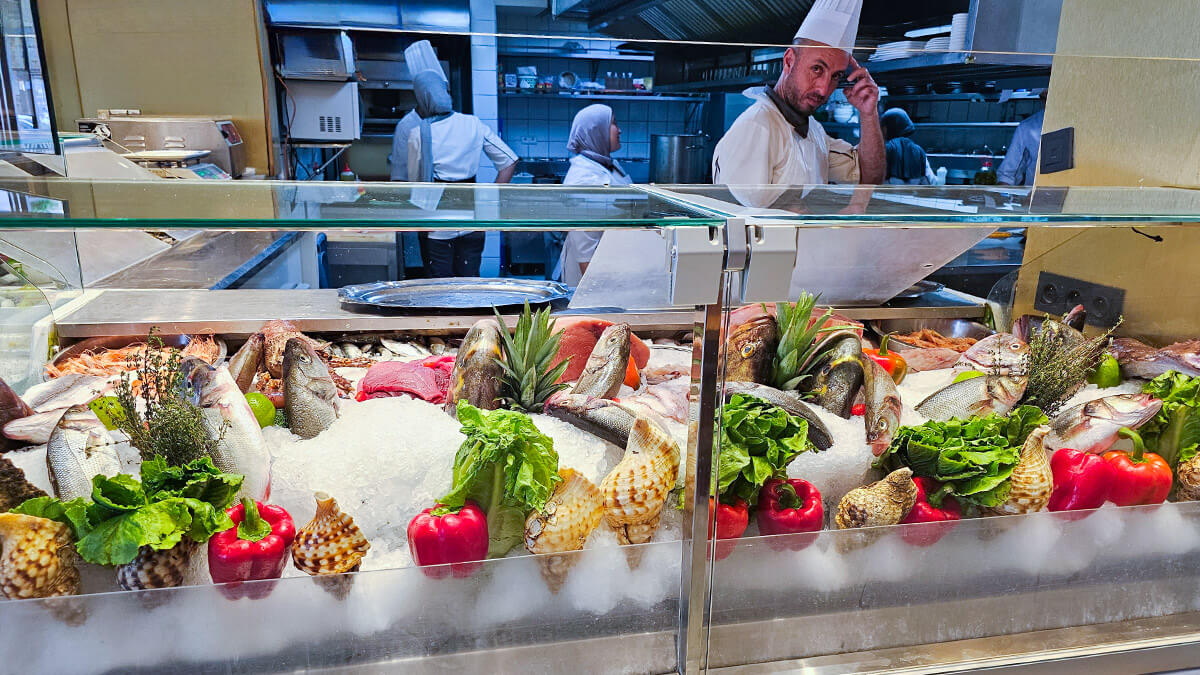 MERCADO PESCADO ECONOMÍA - PHOTO/ATALAYAR