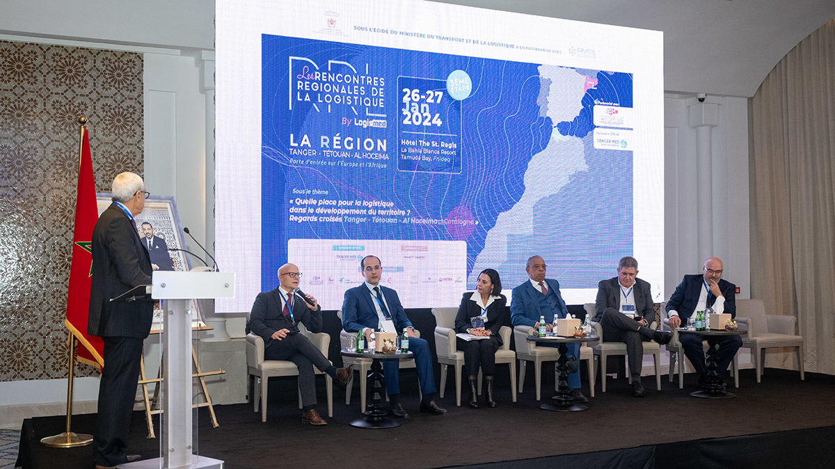 Josep María Gómez, durante su intervención en el 3er Encuentro Regional de Logística, dedicado a la región de Tánger-Tetuán-Alhucemas - ATALAYAR/GUILLERMO LÓPEZ