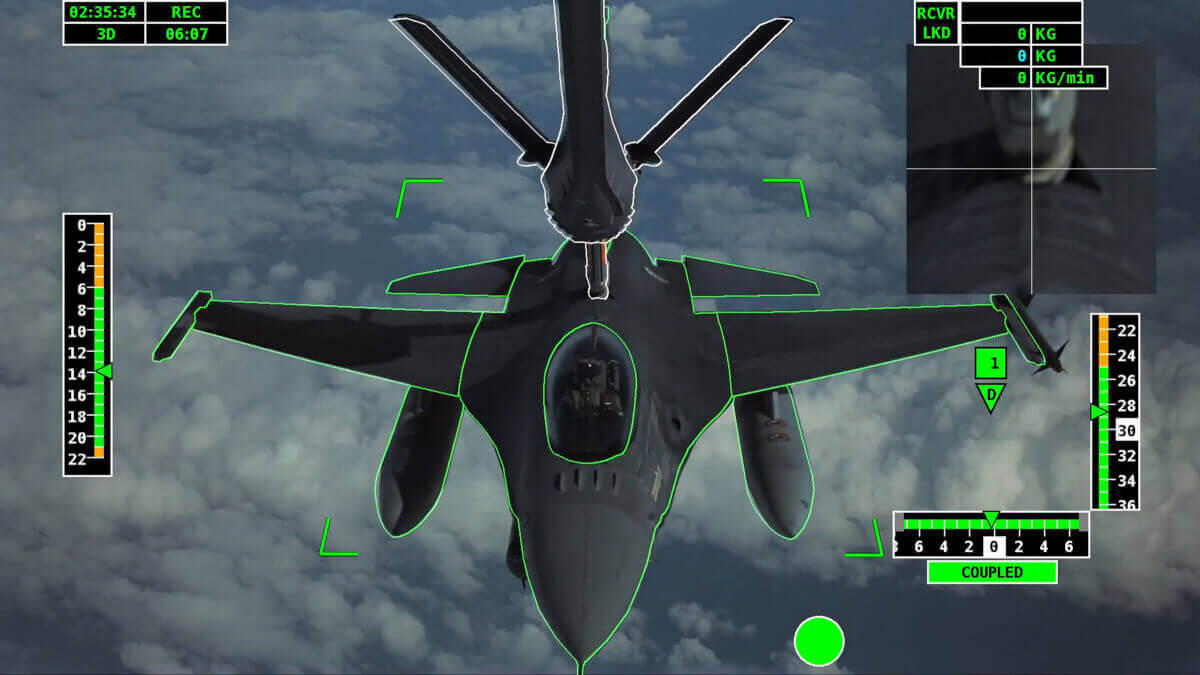 PHOTO/Airbus DS - En la factoría de Getafe se dota a cada MRTT de un puesto de control para dirigir y supervisar las operaciones de reabastecimiento, que se pueden efectuar en modo automático
