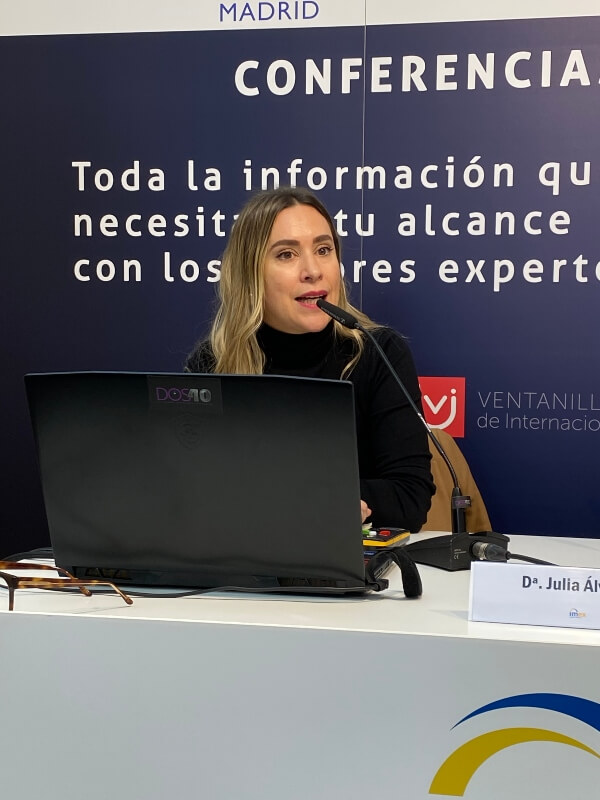 Julia Álvarez, del Área de Mediación con Entidades Financieras del ICO